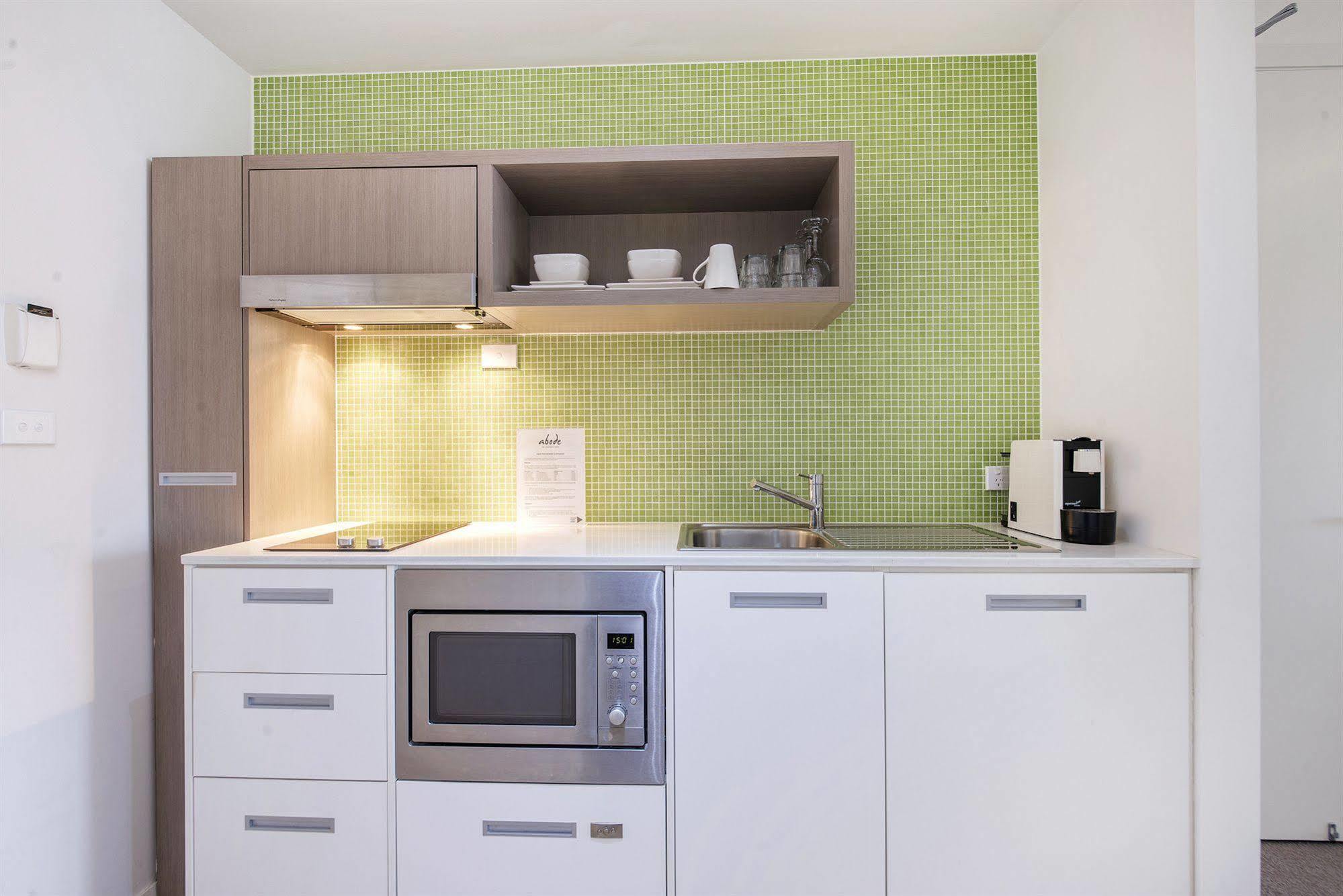 Abode Gungahlin Aparthotel Canberra Bagian luar foto